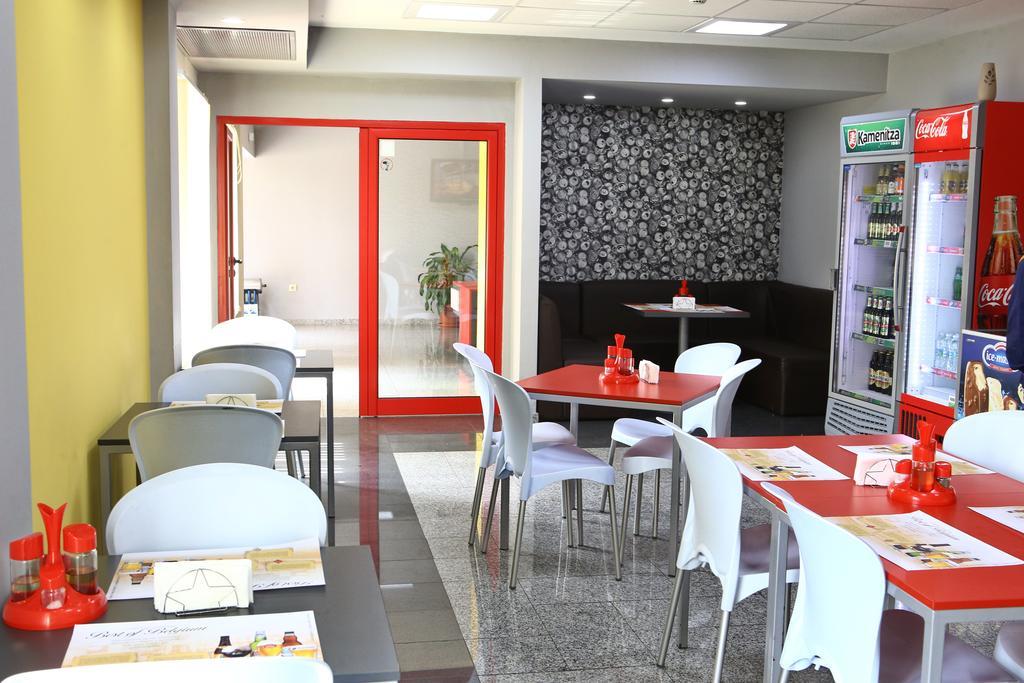 Hotel Iris Plovdiv Ngoại thất bức ảnh